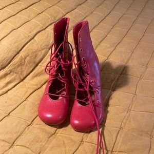 Red tongueless Fluevog boots